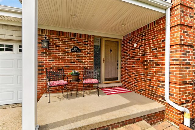 546 Parkland Drive, Rochester Hills, MI 48307