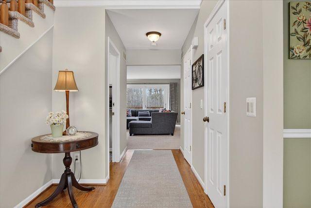 546 Parkland Drive, Rochester Hills, MI 48307