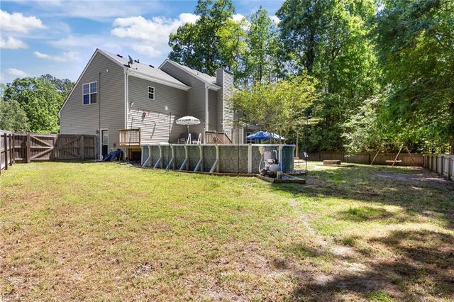 6823 Watch Harbour CIR, Hayes, VA 23072