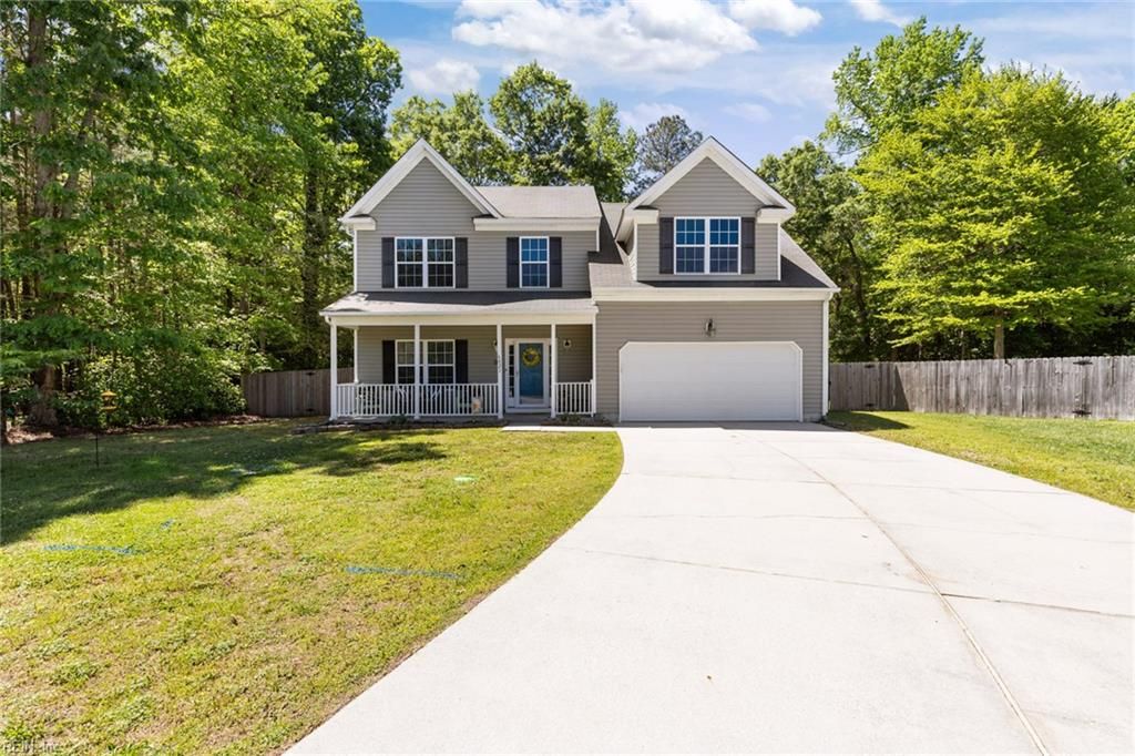 6823 Watch Harbour CIR, Hayes, VA 23072