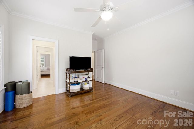6834 Providence Lane W, Charlotte, NC 28226