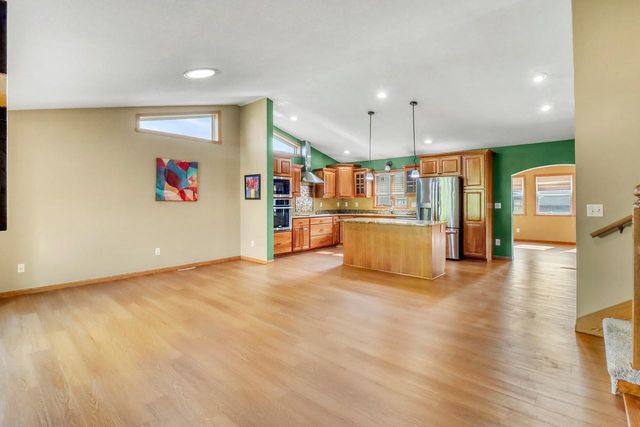 3902 6th Street S, Moorhead, MN 56560