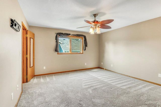 3902 6th Street S, Moorhead, MN 56560