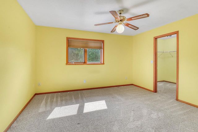 3902 6th Street S, Moorhead, MN 56560
