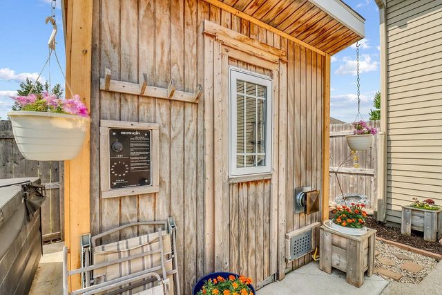 3902 6th Street S, Moorhead, MN 56560