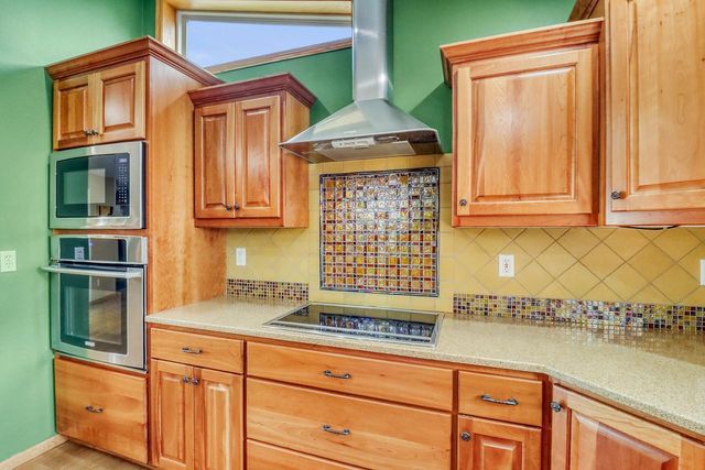 3902 6th Street S, Moorhead, MN 56560