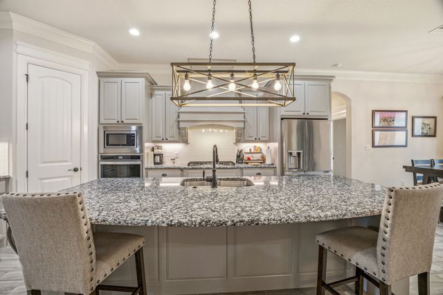 3024 Reed Court, Granbury, TX 76048