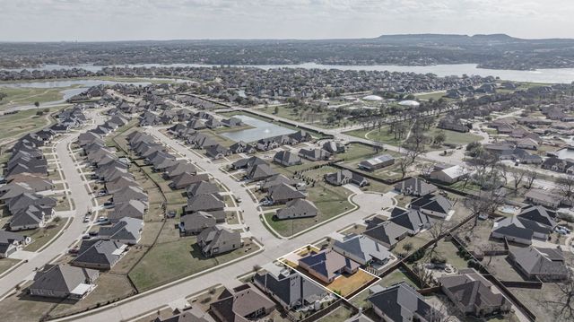 3024 Reed Court, Granbury, TX 76048