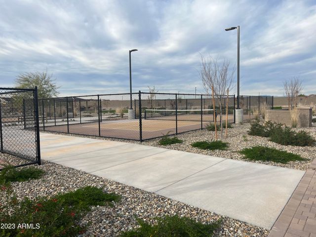 15935 W MONTANA DE ORO Drive, Surprise, AZ 85387