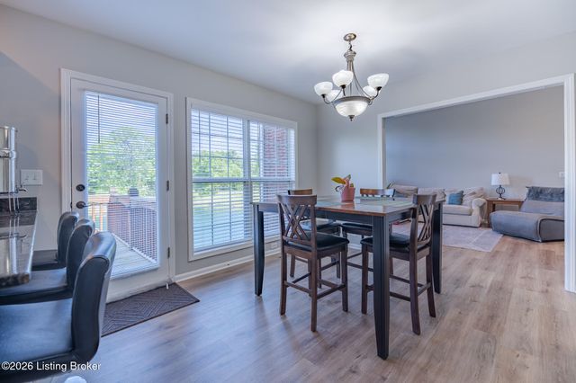 4423 Stone Lakes Dr, Louisville, KY 40299