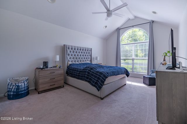 4423 Stone Lakes Dr, Louisville, KY 40299