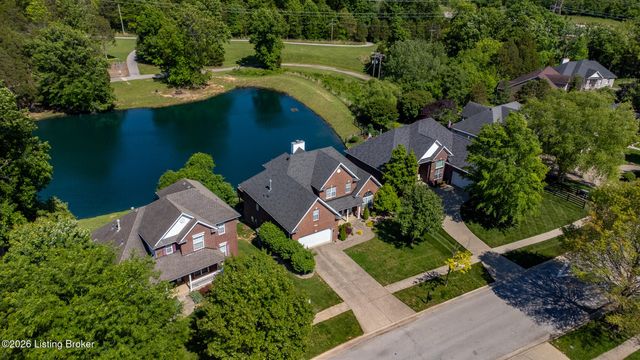 4423 Stone Lakes Dr, Louisville, KY 40299