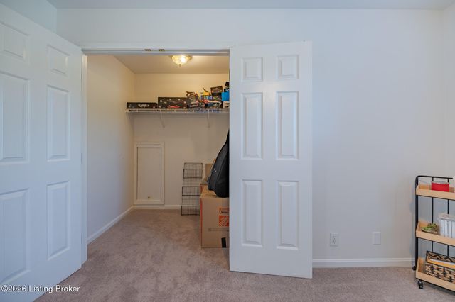 4423 Stone Lakes Dr, Louisville, KY 40299