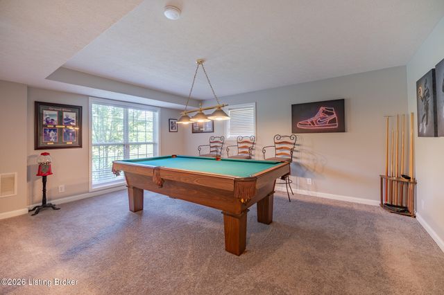 4423 Stone Lakes Dr, Louisville, KY 40299
