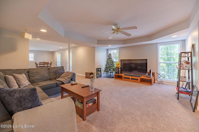4423 Stone Lakes Dr, Louisville, KY 40299