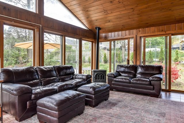 74 White Terrace, Marlborough, MA 01752