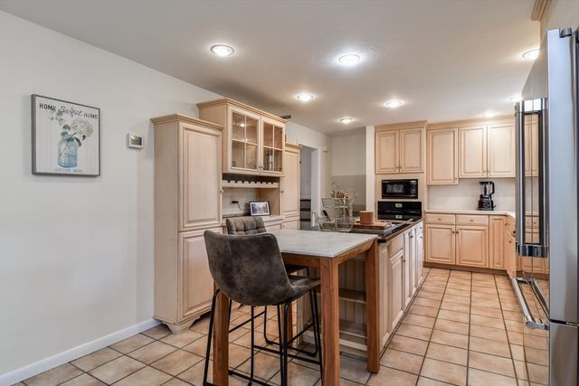 74 White Terrace, Marlborough, MA 01752