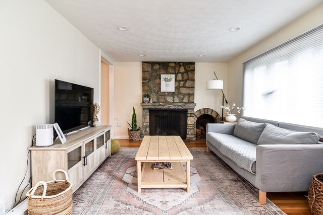 74 White Terrace, Marlborough, MA 01752