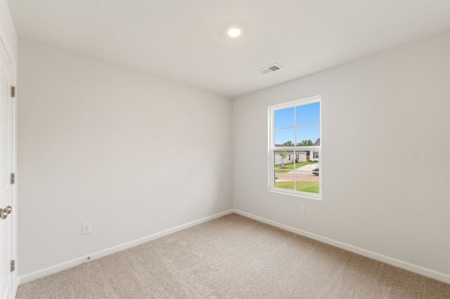155 Cloverfield Lane, Spartanburg, SC 29303