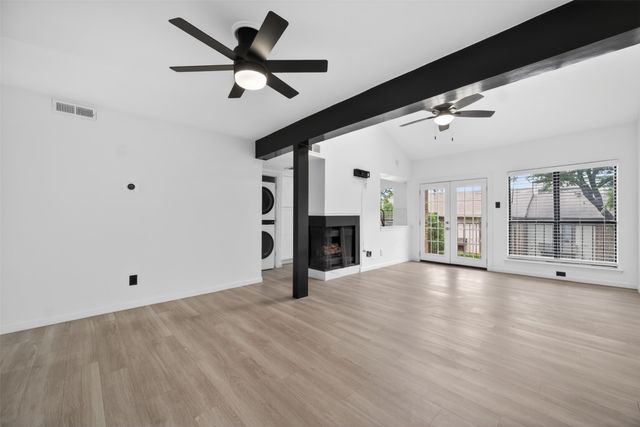 7522 Holly Hill Drive 8, Dallas, TX 75231