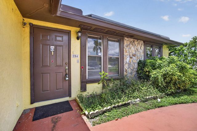254 LA MANCHA Avenue, Royal Palm Beach, FL 33411