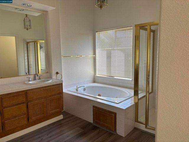2120 Lynwood Way, Antioch, CA 94509