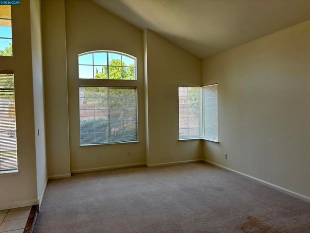 2120 Lynwood Way, Antioch, CA 94509