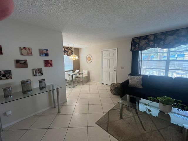 142 Normandy C, Delray Beach, FL 33484