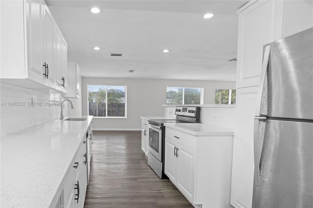 4841 NW 12th Ct, Lauderhill, FL 33313