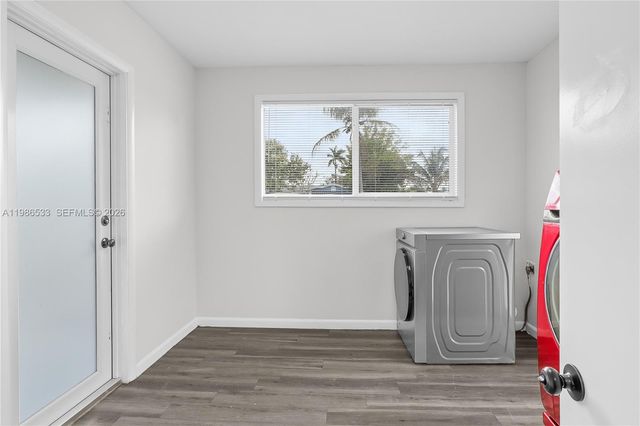 4841 NW 12th Ct, Lauderhill, FL 33313