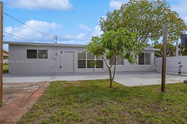 4841 NW 12th Ct, Lauderhill, FL 33313