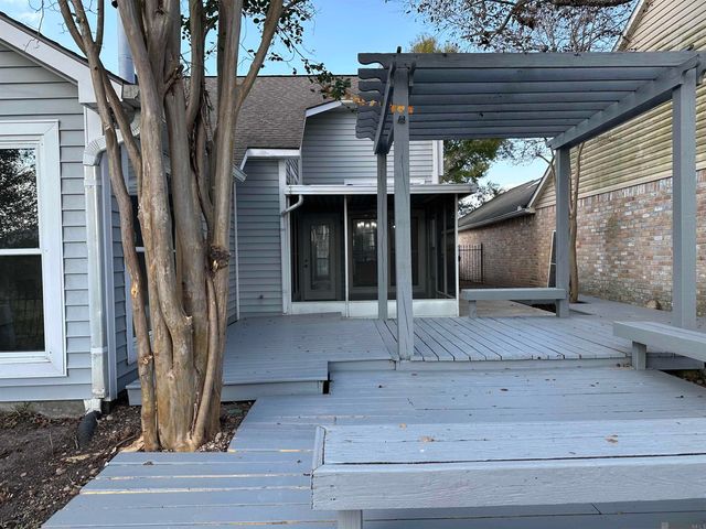 13432 S Fairview Ave, Baton Rouge, LA 70816