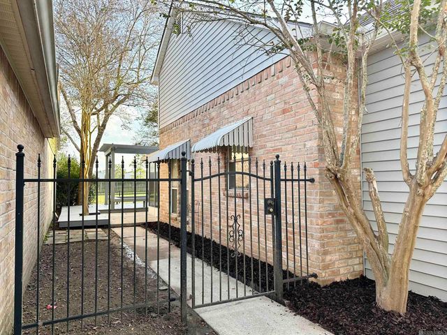 13432 S Fairview Ave, Baton Rouge, LA 70816