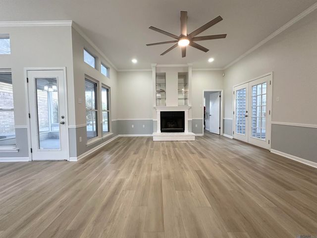 13432 S Fairview Ave, Baton Rouge, LA 70816