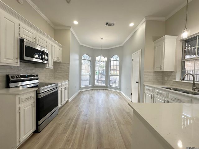 13432 S Fairview Ave, Baton Rouge, LA 70816