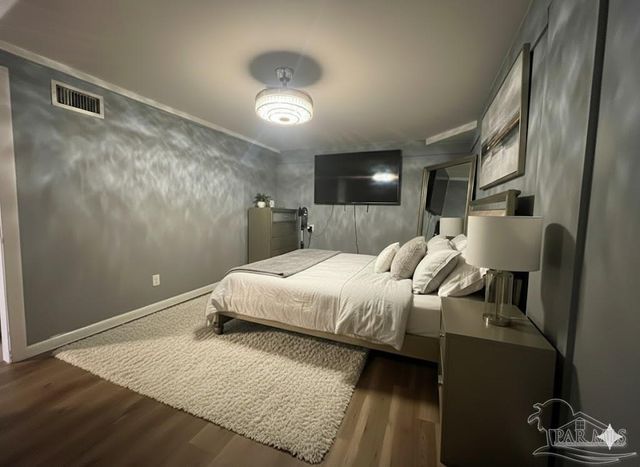 35 Randolph Dr, Pensacola, FL 32506