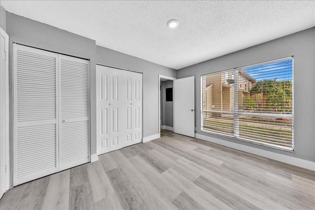 1500 N Congress Avenue C31, West Palm Beach, FL 33401