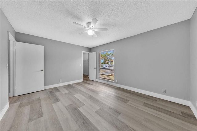 1500 N Congress Avenue C31, West Palm Beach, FL 33401