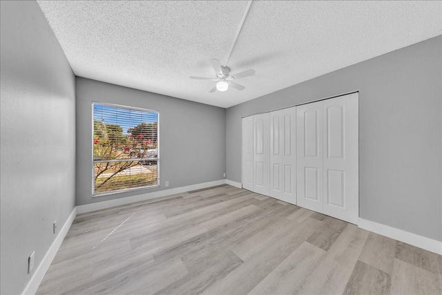 1500 N Congress Avenue C31, West Palm Beach, FL 33401