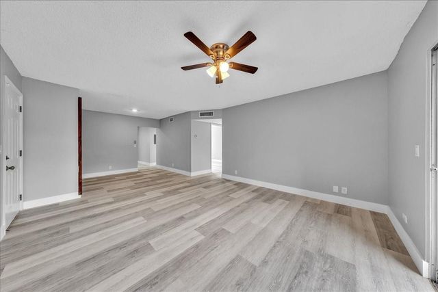 1500 N Congress Avenue C31, West Palm Beach, FL 33401