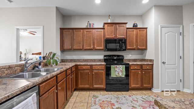 1090 Melbourne Court, Foley, AL 36535