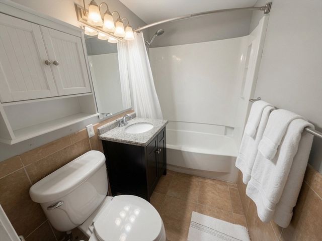 10 Ellingwood 62, Boston, MA 02120