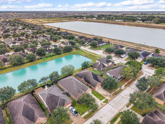 26323 Crystal Cove Lane, Richmond, TX 77406