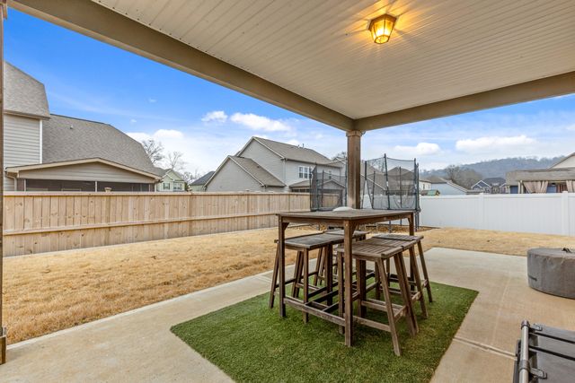 1125 Little Sorrel Rd, Hixson, TN 37343