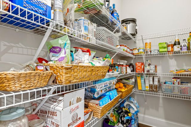 1125 Little Sorrel Rd, Hixson, TN 37343