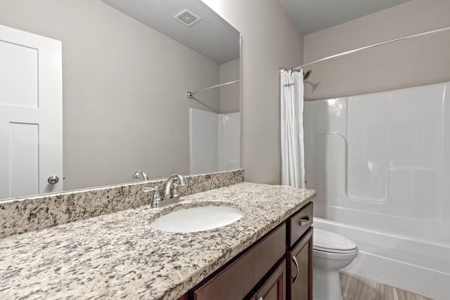 1125 Little Sorrel Rd, Hixson, TN 37343