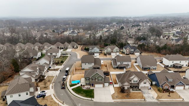 1125 Little Sorrel Rd, Hixson, TN 37343