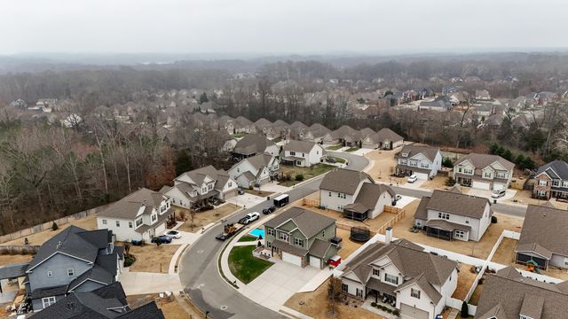 1125 Little Sorrel Rd, Hixson, TN 37343