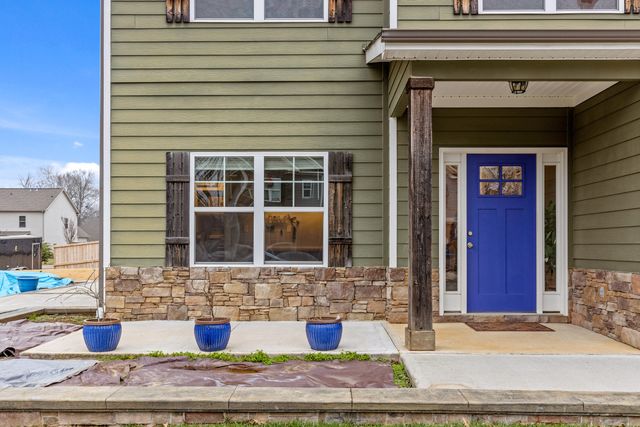 1125 Little Sorrel Rd, Hixson, TN 37343