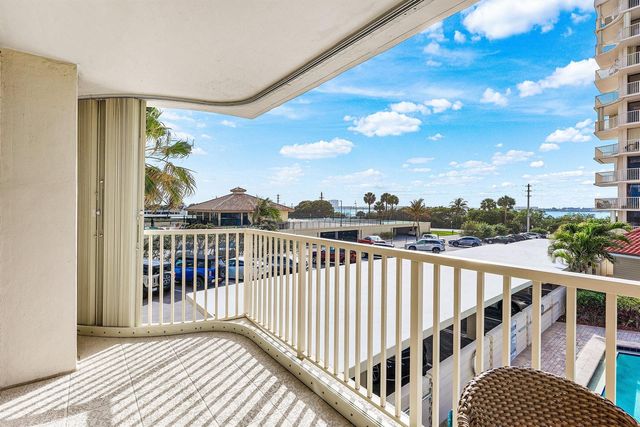 5480 N Ocean Drive A1c, Singer Island, FL 33404